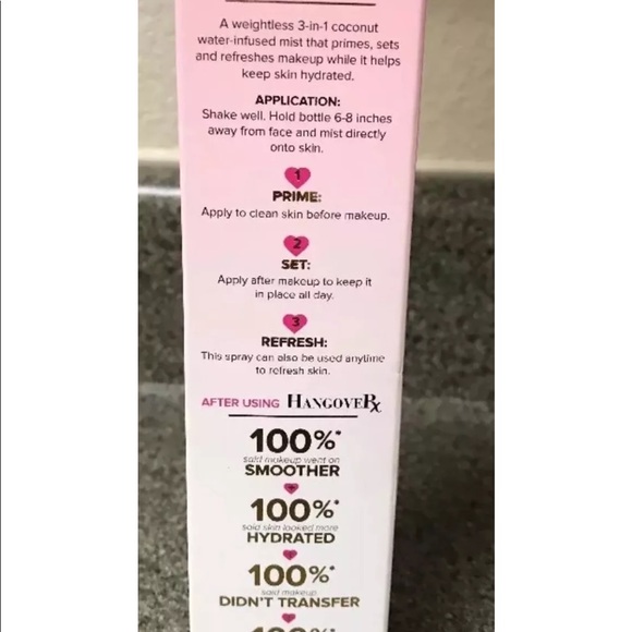 Too Faced Hangover 3 In 1 Replenish Primer Setting - Picture 4 of 4